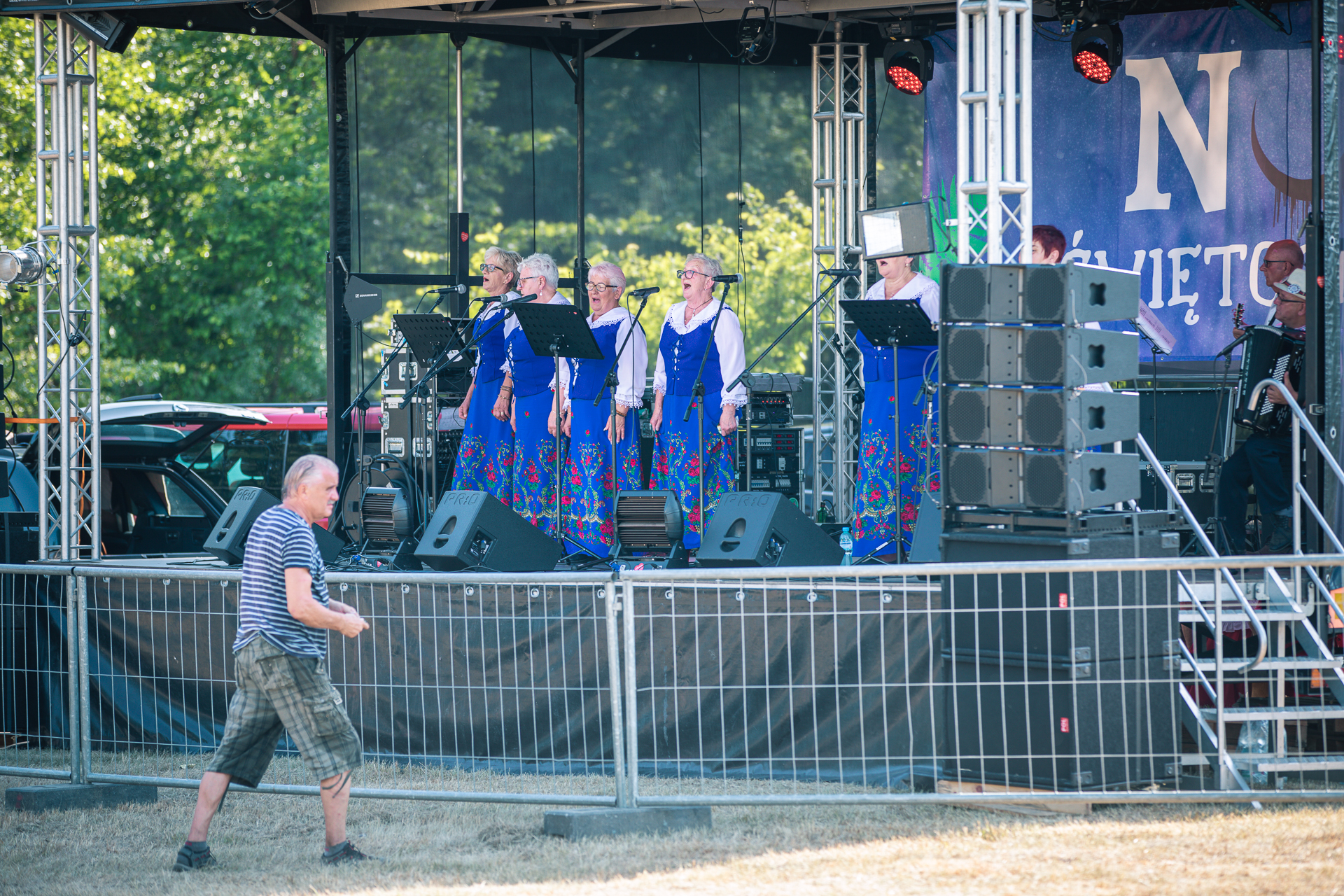 289276160_721324145838018_6928095862203870635_n