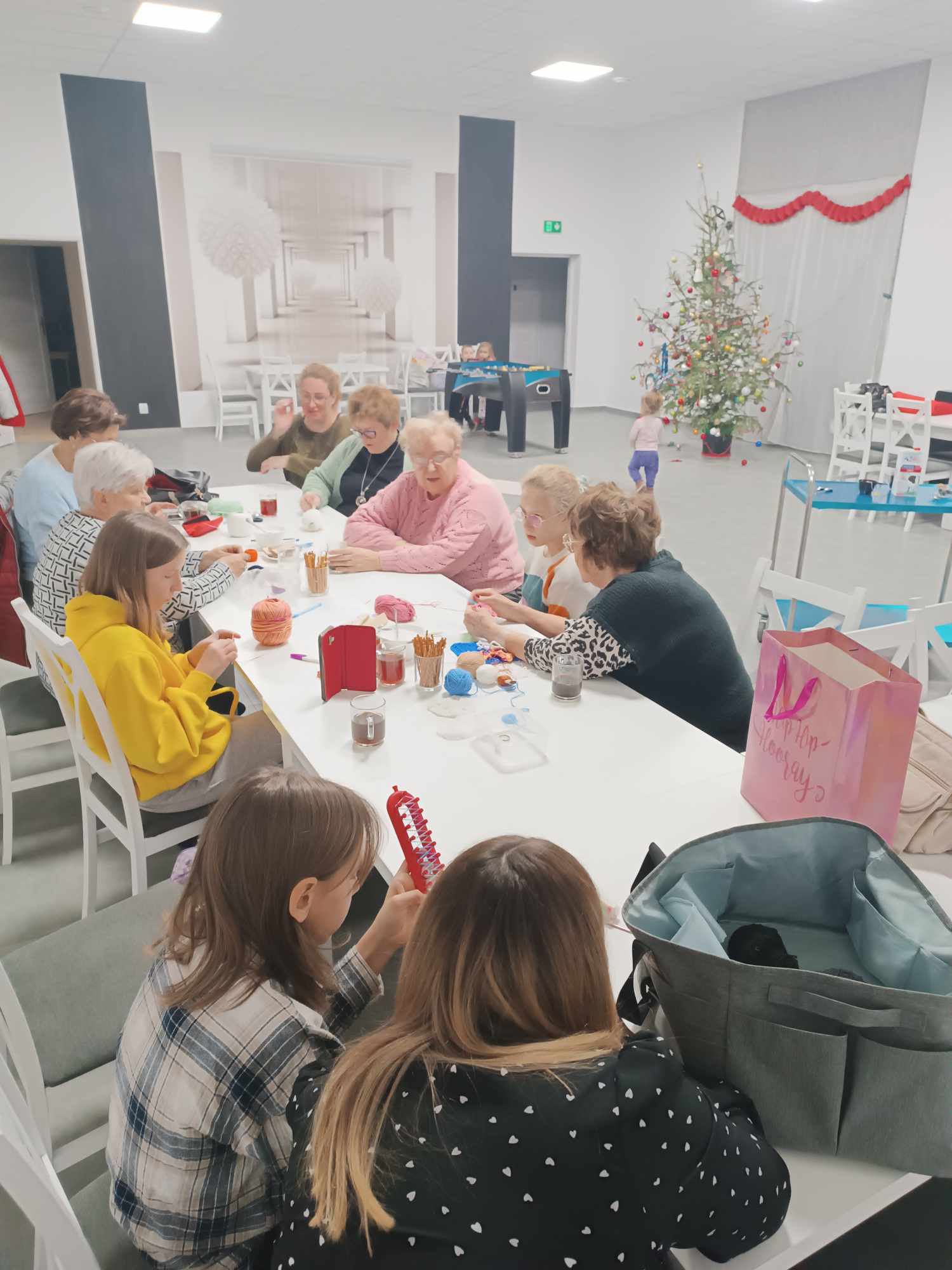 421277792_430679882648187_905894592078334246_n