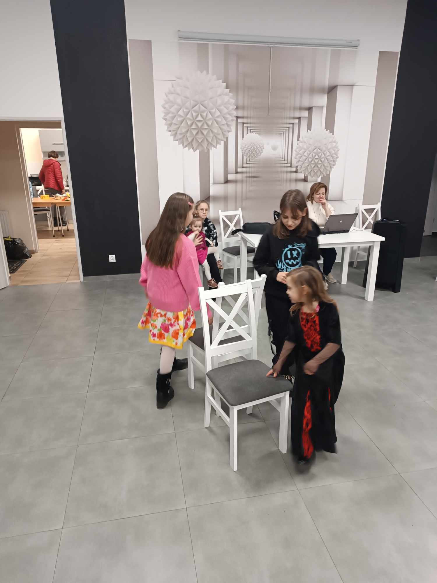 422855311_719280360329518_687556887781449337_n